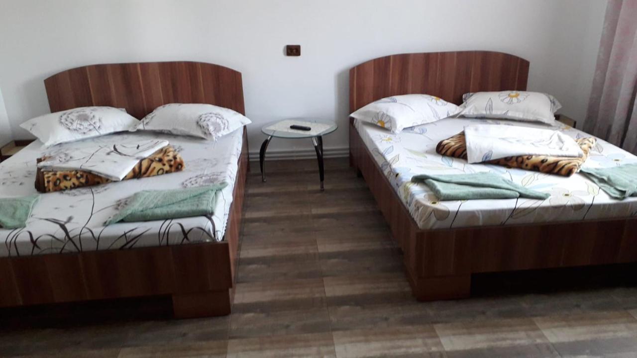 Casa Ionita Lägenhet Două Mai Exteriör bild